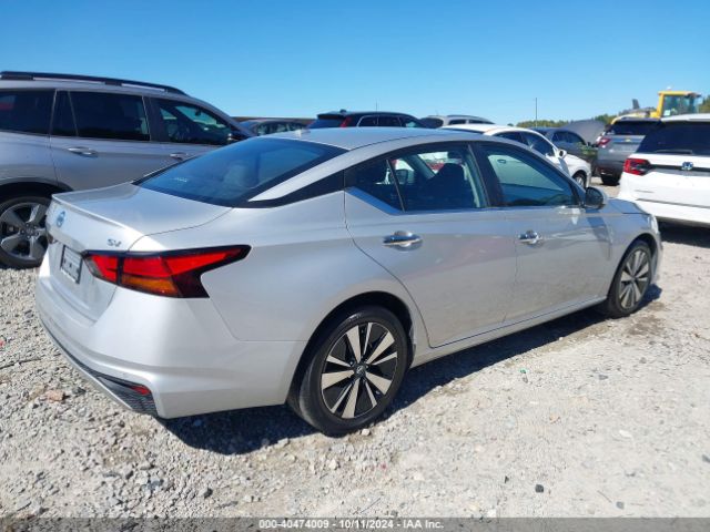 1N4BL4DV0NN308833 Nissan Altima Sv Fwd