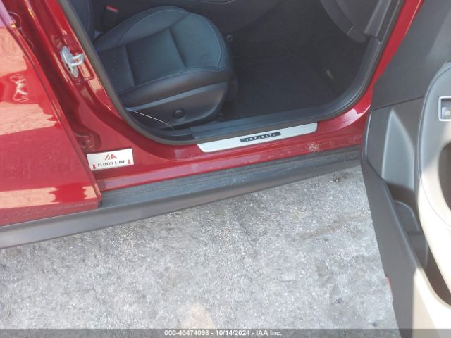 SJKCH5CR2HA024512 Infiniti Qx30 Premium
