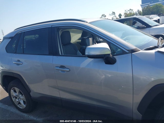 Toyota Rav4 Xle 2019 2T3W1RFV6KW017236 Image 13