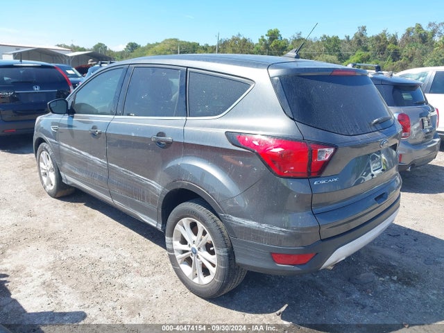 Ford ESCAPE SE 2019 1FMCU0GD3KUA89788 Image 3