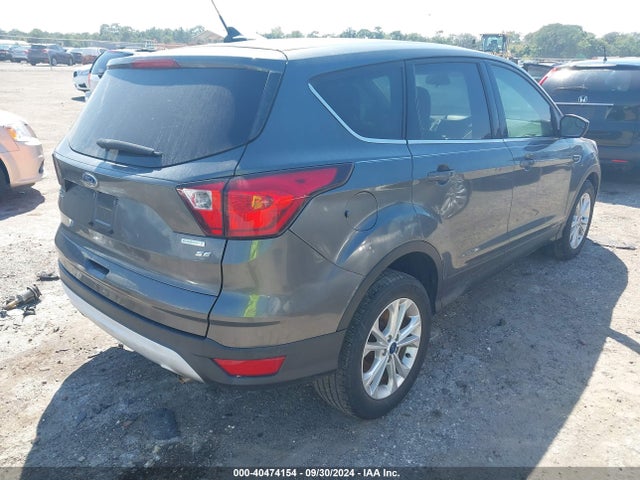 Ford ESCAPE SE 2019 1FMCU0GD3KUA89788 Image 4