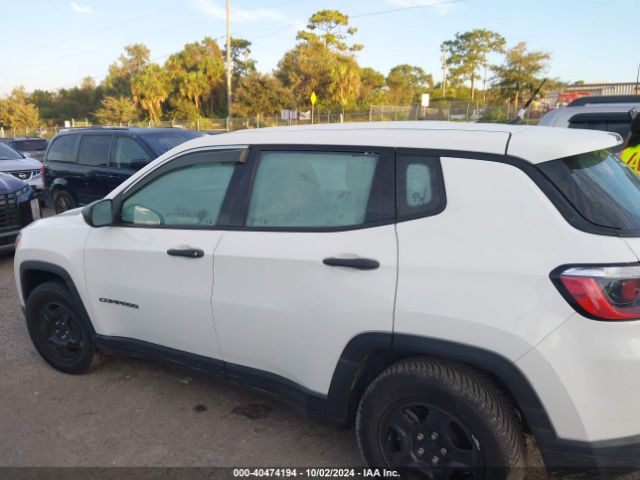 3C4NJCAB3JT227112 Jeep Compass Sport Fwd