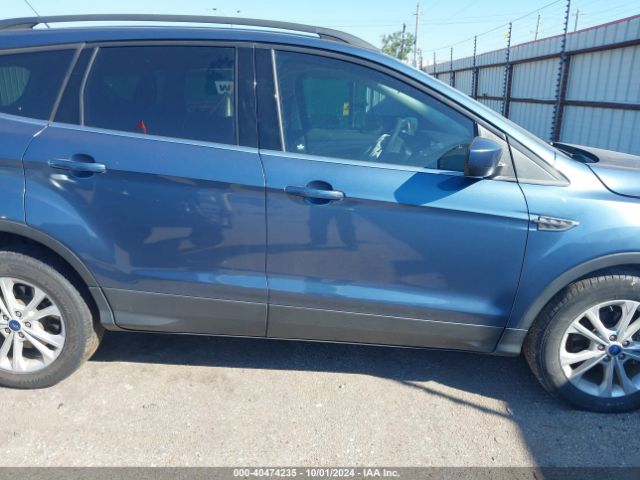 1FMCU0GD2JUC06730 Ford ESCAPE SE