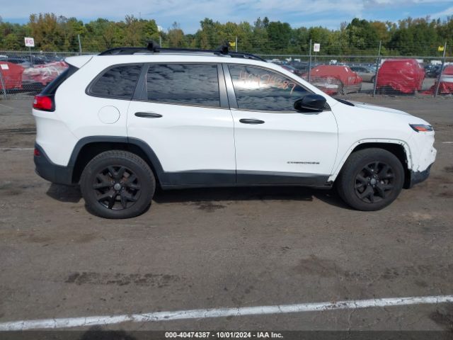 1C4PJMAB3GW220548 Jeep Cherokee Sport