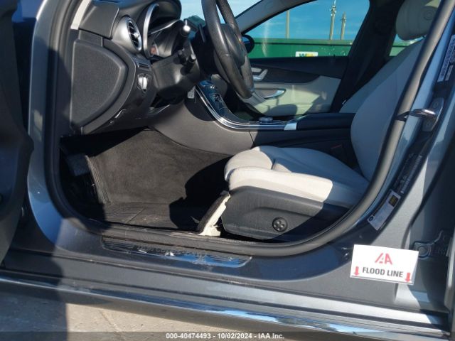 55SWF4JB5HU184251 Mercedes-Benz C 300 Luxury/sport