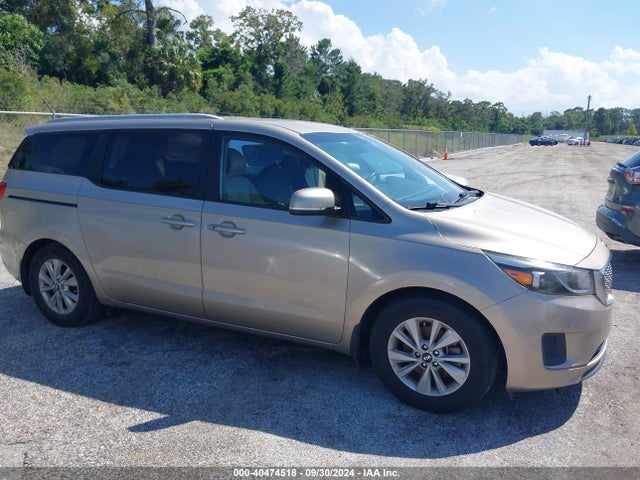 KIA SEDONA LX 2016 KNDMB5C12G6211785 Image 13