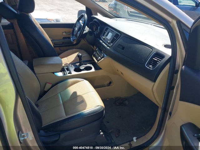 KIA SEDONA LX 2016 KNDMB5C12G6211785 Image 5