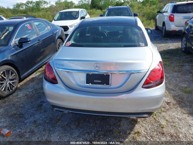W1KWF8DB6MR653104 Mercedes-Benz C 300 Sedan