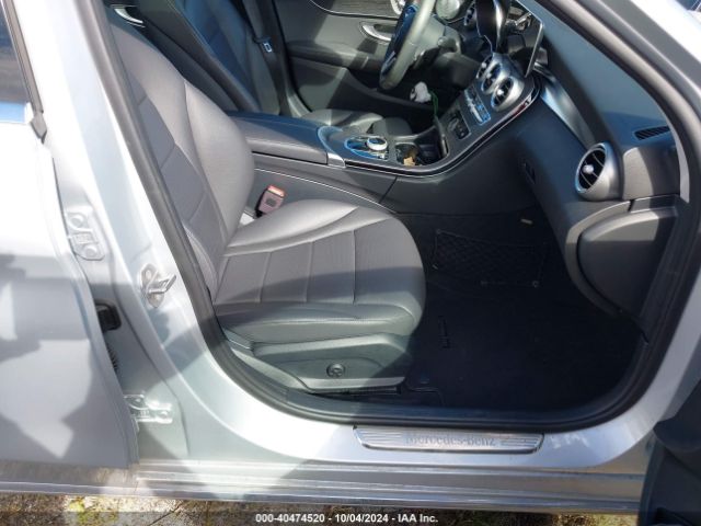 W1KWF8DB6MR653104 Mercedes-Benz C 300 Sedan