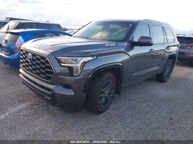Toyota Sequoia Platinum 2023 7SVAAAAA4PX002422 Image 2