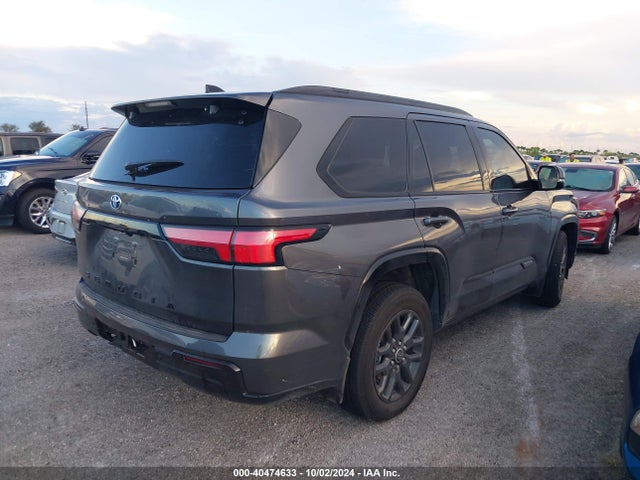 Toyota Sequoia Platinum 2023 7SVAAAAA4PX002422 Image 4