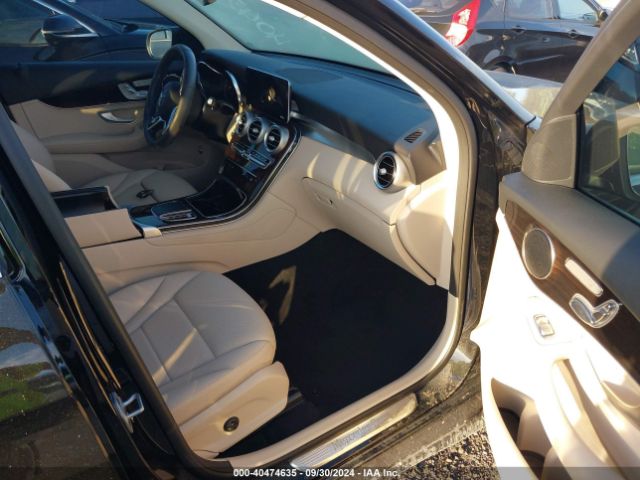 W1N0G8DB8NV341168 Mercedes-Benz Glc 300 Suv