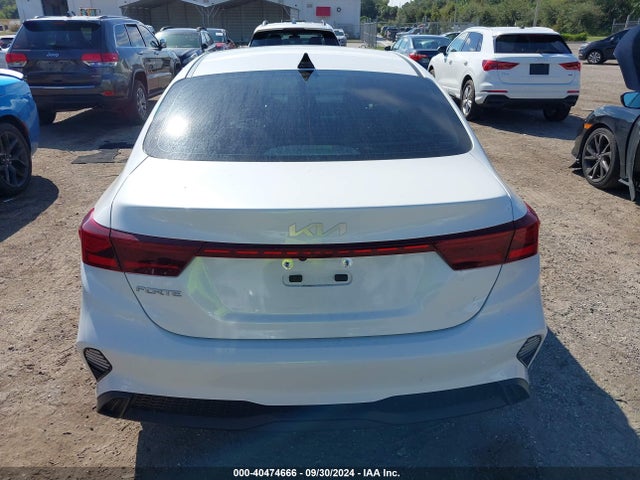 KIA Forte Lxs 2023 3KPF24AD4PE513881 Image 16