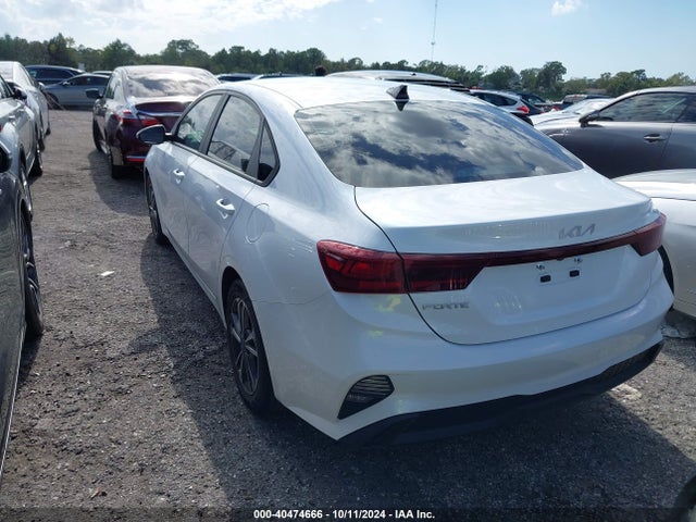 KIA Forte Lxs 2023 3KPF24AD4PE513881 Image 3