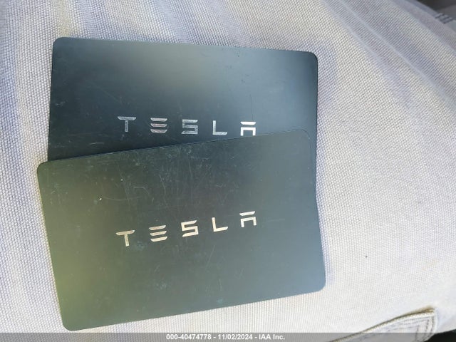 2022 TESLA MODEL Y 7SAYGDEE8NF401172 Photo 10