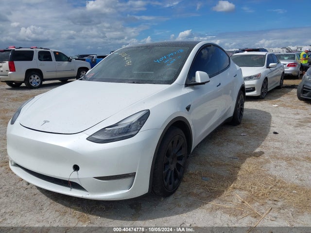2022 TESLA MODEL Y 7SAYGDEE8NF401172 Photo 1