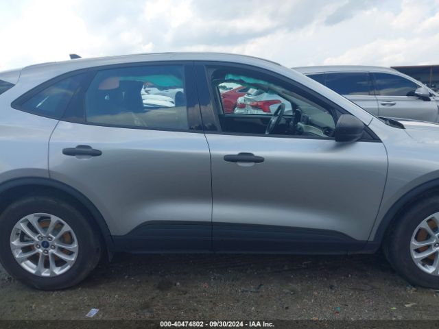 1FMCU0F63NUB14969 Ford ESCAPE S