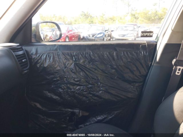 KNDJP3A51E7021322 KIA SOUL +