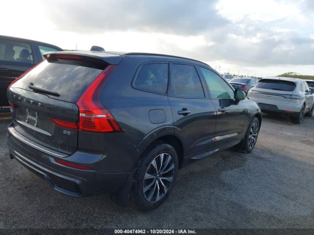 YV4L12RK6R1822218 Volvo Xc60 B5 Core Dark Theme