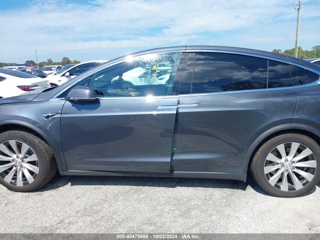 Tesla MODEL X 2019 5YJXCBE23KF203223 Image 14