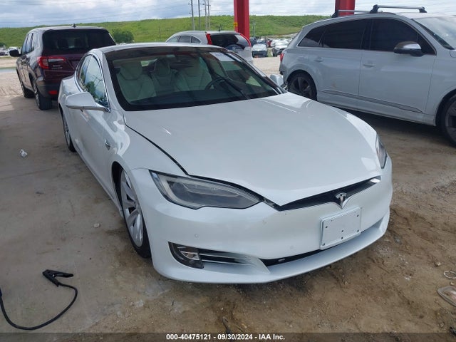 2017 TESLA MODEL S 5YJSA1E1XHF225942 Photo 0