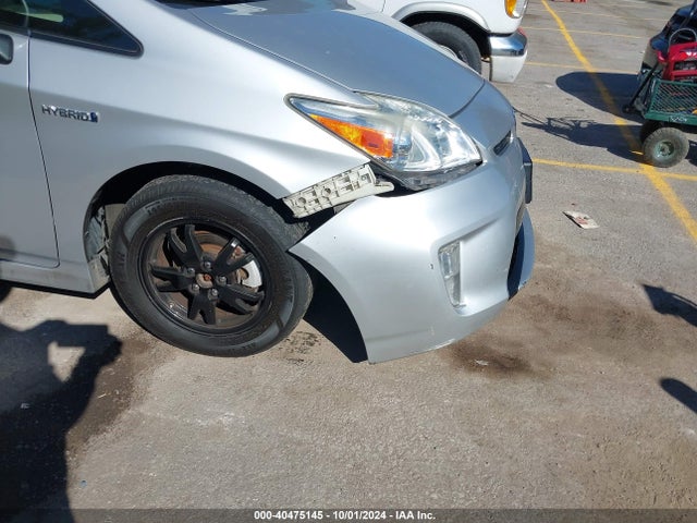 Toyota Prius Three 2015 JTDKN3DU4F1955802 Image 6