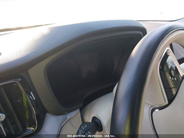 YV4L12RV9P1239603 Volvo Xc60 B5 Core