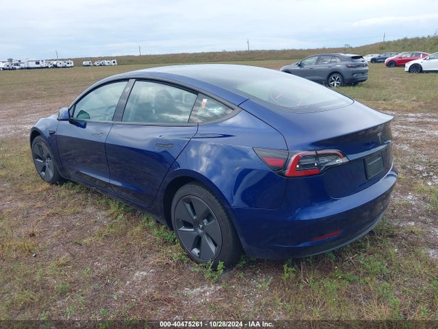 2023 TESLA MODEL 3 5YJ3E1EA8PF563573 Photo 2
