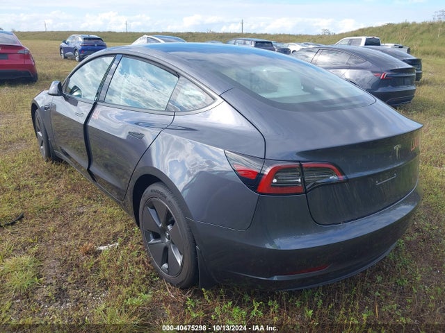 2023 TESLA MODEL 3 5YJ3E1EA7PF642216 Photo 2