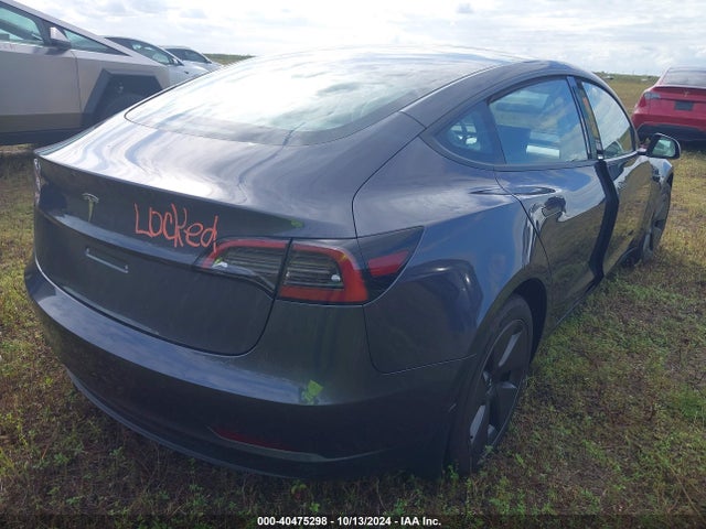 2023 TESLA MODEL 3 5YJ3E1EA7PF642216 Photo 3