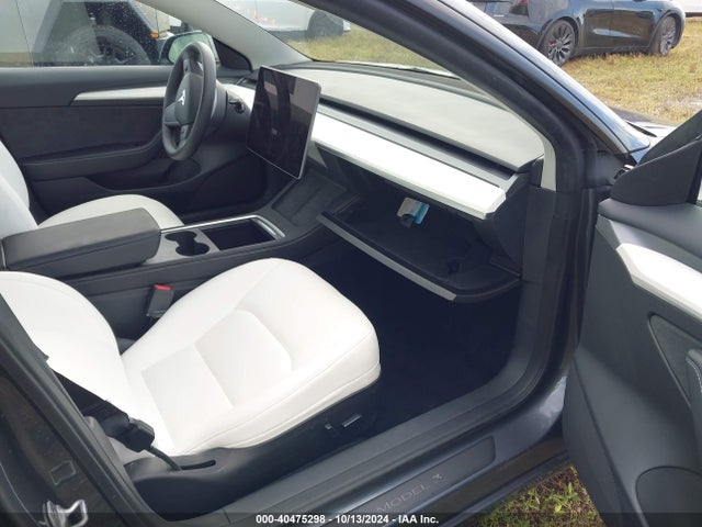 2023 TESLA MODEL 3 5YJ3E1EA7PF642216 Photo 4