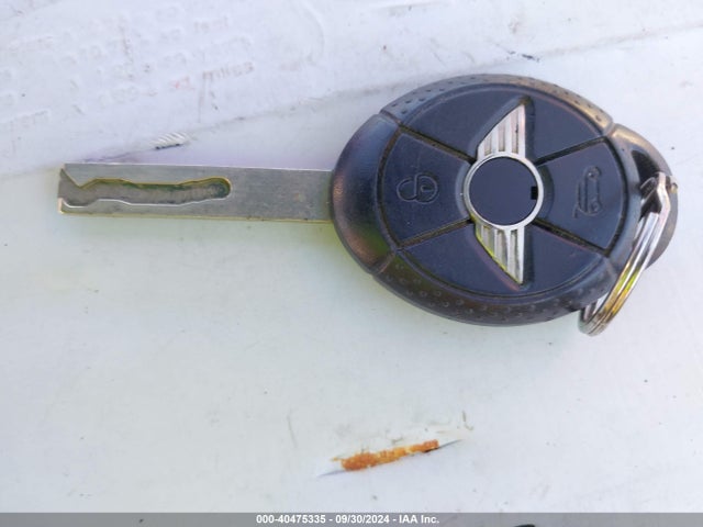 2006 MINI COOPER S WMWRE33516TL19378 Photo 10