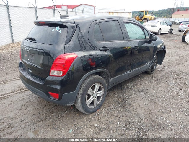 Chevrolet TRAX LS 2019 3GNCJNSB5KL392007 Image 4