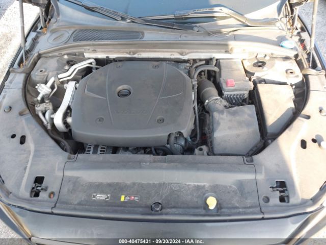 LVY982AK2JP027858 Volvo S90 T5 Momentum