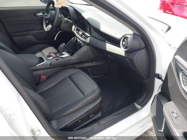 ZARFAMAN7L7636327 Alfa Romeo Giulia Rwd