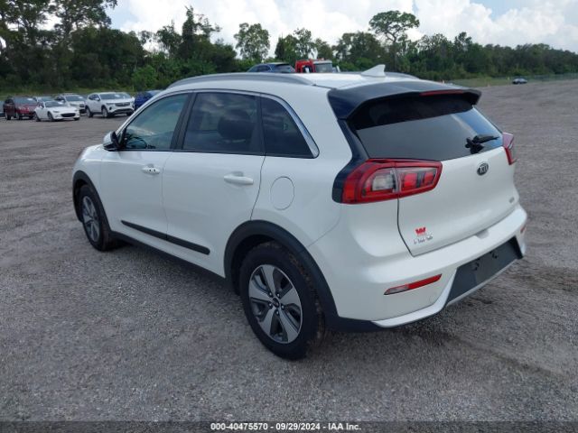 KNDCC3LC9K5274587 KIA NIRO EX