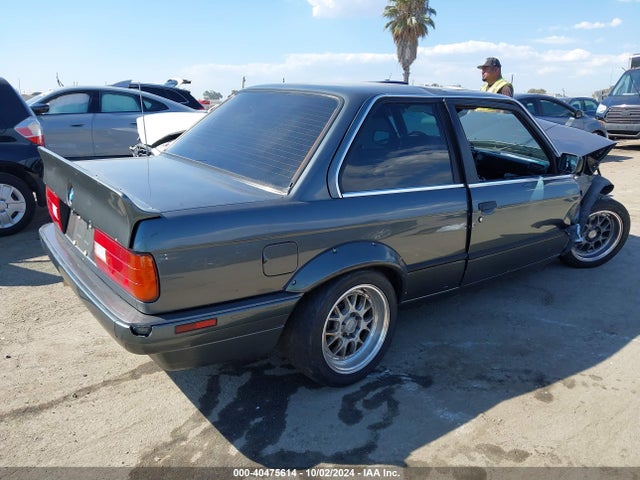 1989 Bmw 325 I Automatic/is Automatic მანქანა იყიდება აუქციონზე, vin: WBAAA2305K4258516, აუქციონის ნომერი: 40475614