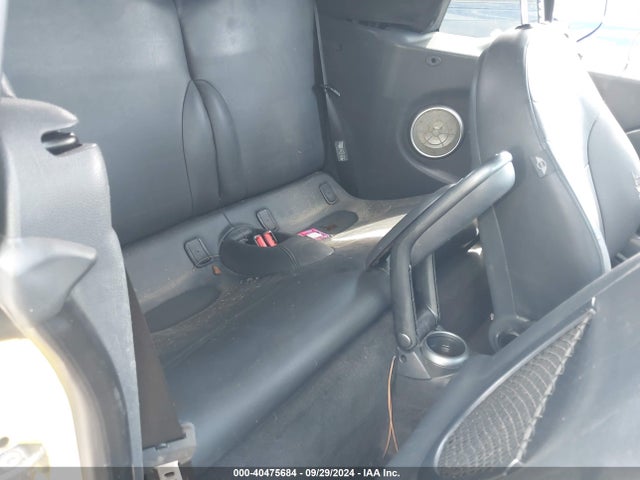 2005 MINI COOPER S WMWRH33545TF83848 Photo 7