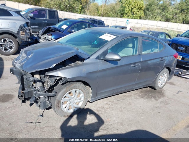 Hyundai ELANTRA SE 2018 5NPD74LF4JH349848 Image 2