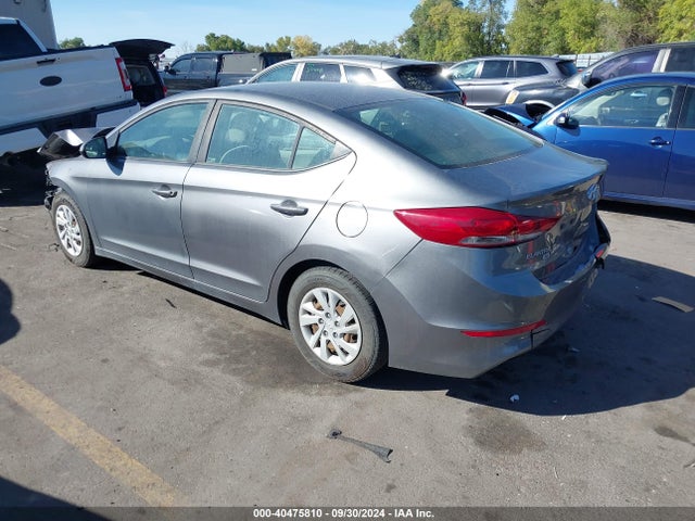Hyundai ELANTRA SE 2018 5NPD74LF4JH349848 Image 3