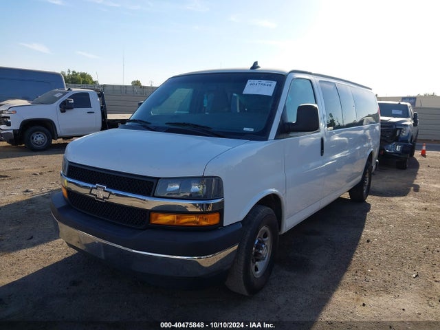 Chevrolet Express 3500 Lt 2018 1GAZGPFG3J1331367 Image 2
