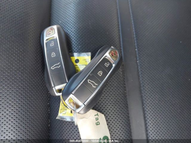 WP1AB2AY7LDA28825 Porsche CAYENNE S