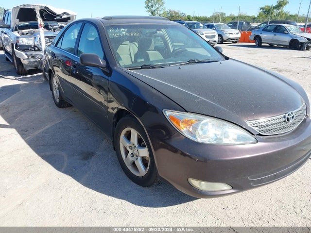 40475882 :رقم المزاد ، 4T1BF32K53U553307 vin ، 2003 Toyota Camry Se V6 مزاد بيع
