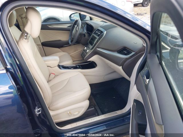 5LMCJ1C98HUL55215 Lincoln Mkc Premiere
