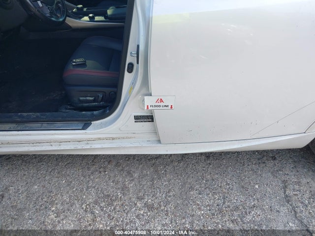 Lexus IS 300 2020 JTHAA1D20L5103332 Image 6