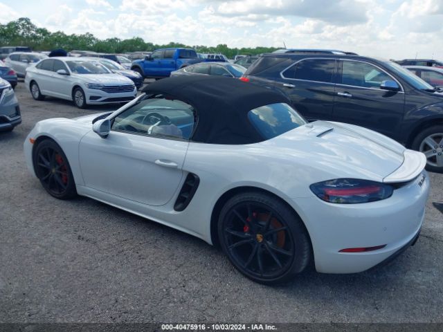 WP0CB2A82HS241677 Porsche 718 Boxster S