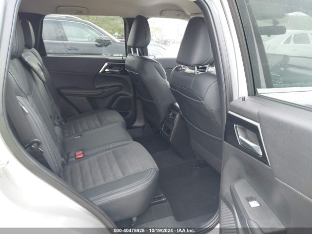 JA4J3VA89RZ038018 Mitsubishi Outlander Se 2.5 2wd