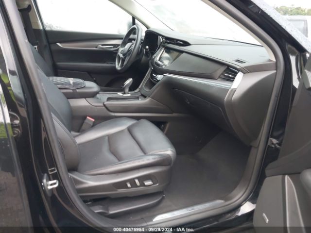1GYKNBRS8HZ224001 Cadillac XT5 LUXURY