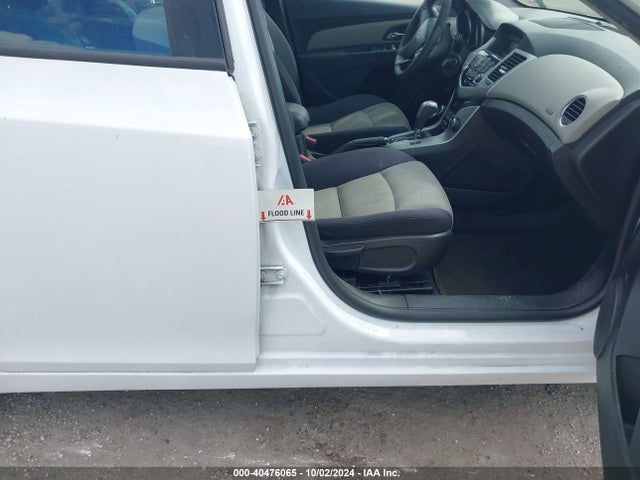 Chevrolet Cruze Ls Auto 2015 1G1PA5SH9F7151214 Image 6