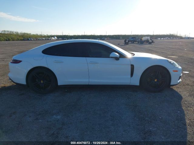 WP0AA2A73JL116009 Porsche PANAMERA 4
